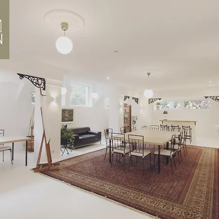 Krzysin Casa de hóspedes 3*