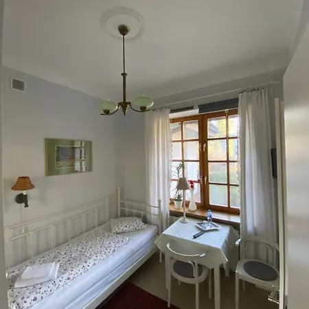Guest house Krzysin Podkowa Lesna