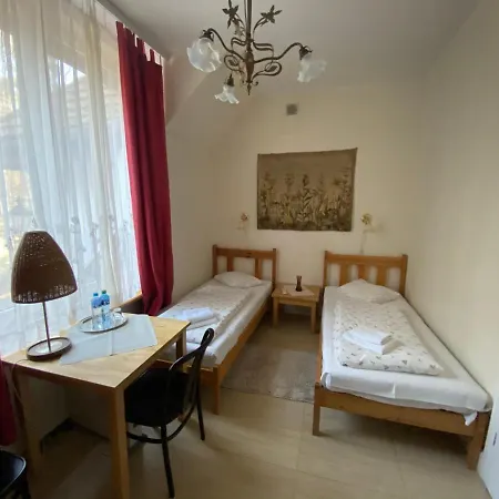 Krzysin Casa de hóspedes 3*